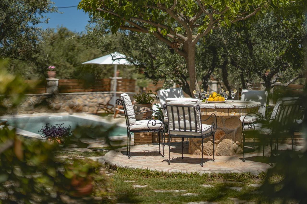 Joya Luxury Villas Kypseli Extérieur photo